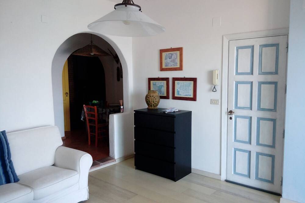 Ganze Wohnung, Gorgeous Attic Room by the Sea. Breathtaking view in Palermo, Palermo Provinz