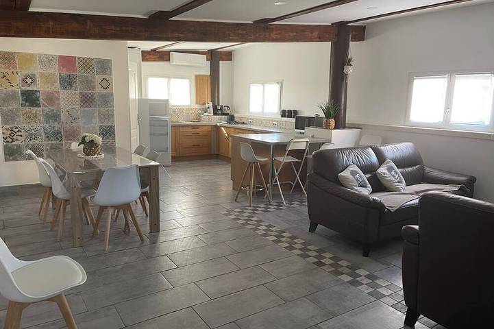 Location de vacances pour 8 personnes à Malataverne