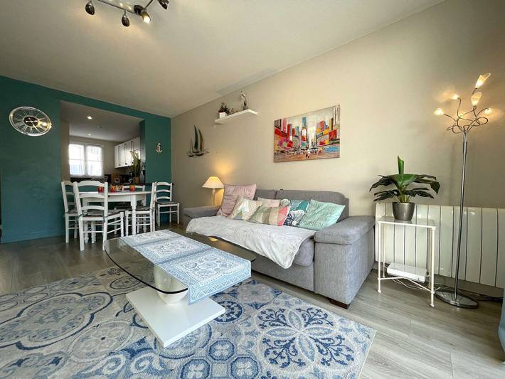 Location de vacances pour 6 personnes, avec terrasse, animaux acceptés dans La Grande plage (Saint-Gilles-Croix-de-Vie) - 4