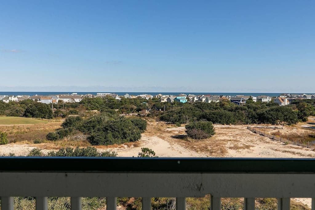 Ganze Wohnung, Beach Boddie: Dachgeschosswohnung mit Meerblick, Golf Mitgliedschaft in Corolla, Currituck County