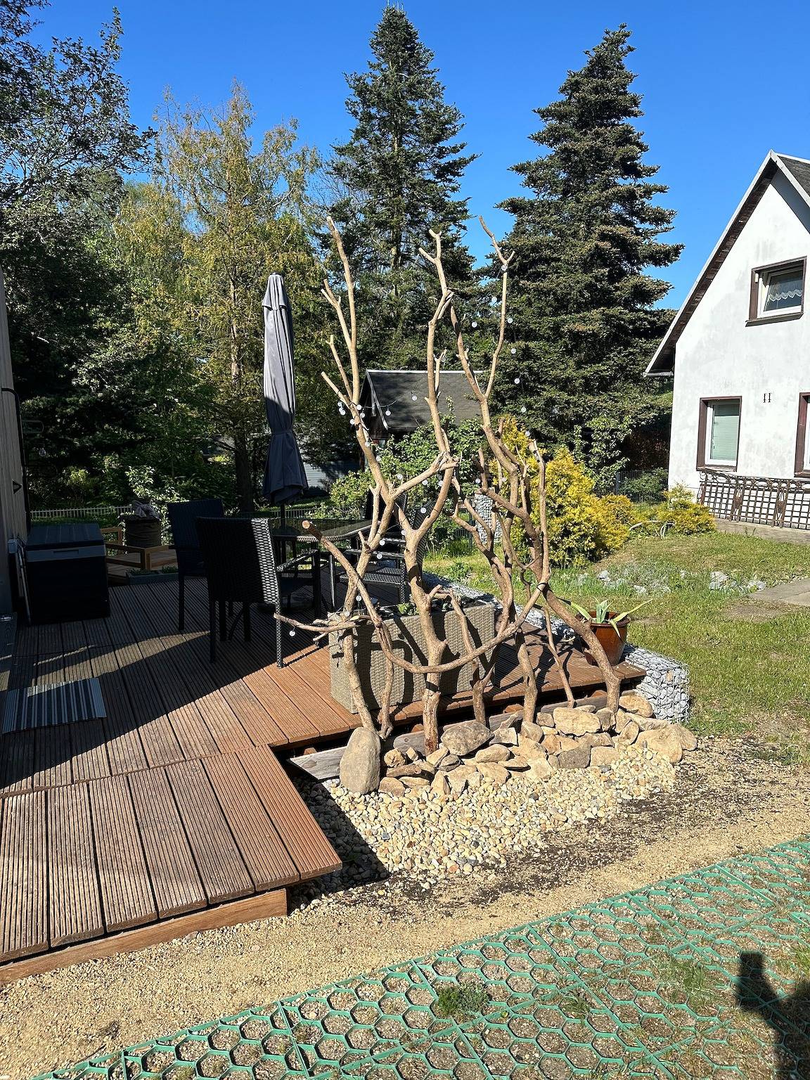 Holiday Home 'Schmidtsches Quartier' with Mountain View, Private Terrace and Wi-Fi in Oybin, Zittau Mountains