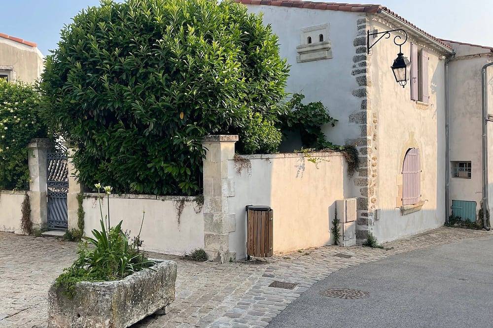 Mornac-sur-Seudre, maison au coeur du village in Mornac-sur-Seudre, Côte de Beauté