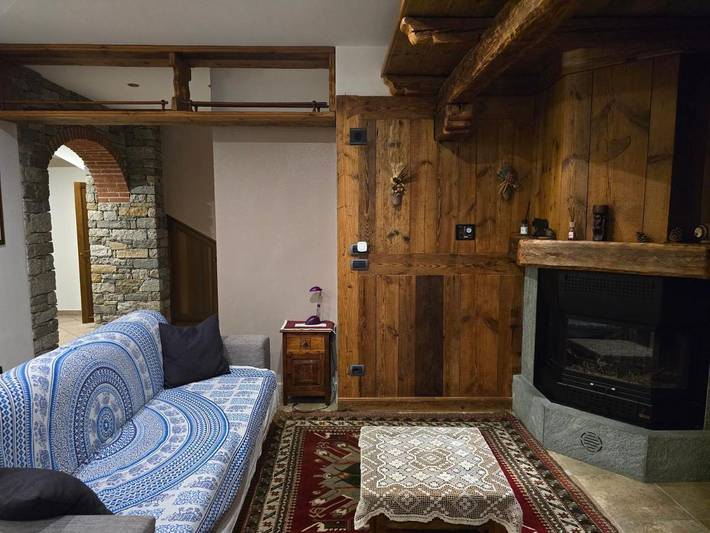 Gîte pour 4 personnes, avec terrasse et vue, adapté aux familles à Saint-Christophe - 2