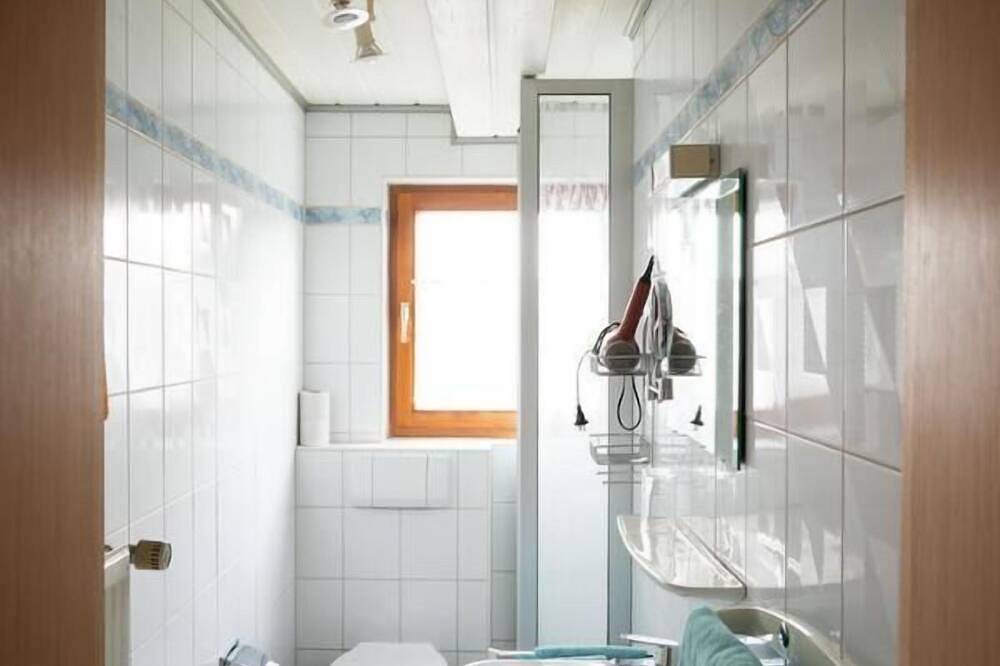 Ganze Wohnung, Gemütliches Apartment (40qm) mit Balkon und kostenfreiem Wlan in Ruhmannsfelden, Vorderer Bayerischer Wald