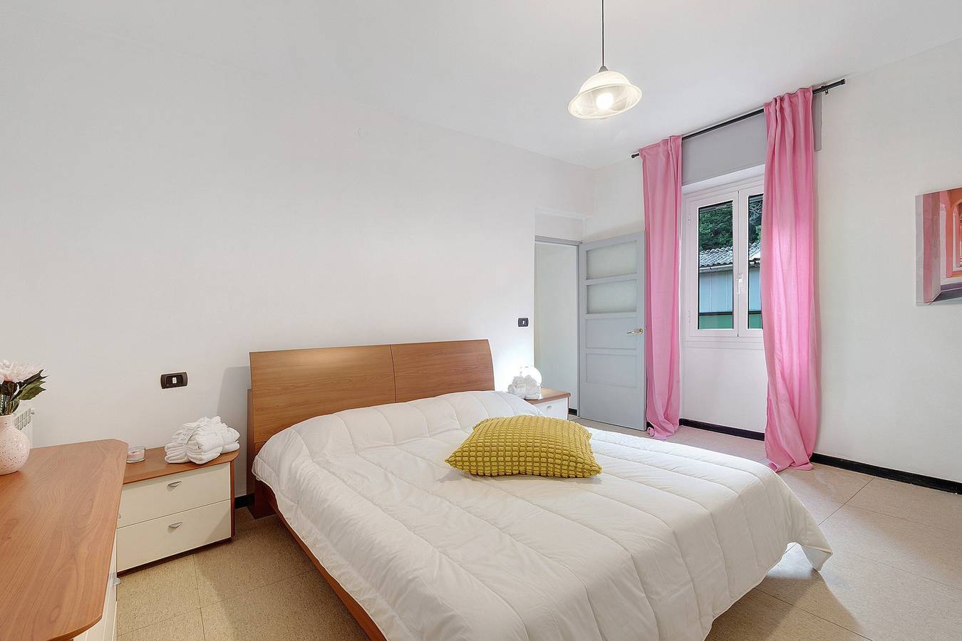 Ganze Wohnung, Apartment 'Varazze Mare' mit zwei Bädern und Innenhof in Varazze (Stadt), Varazze