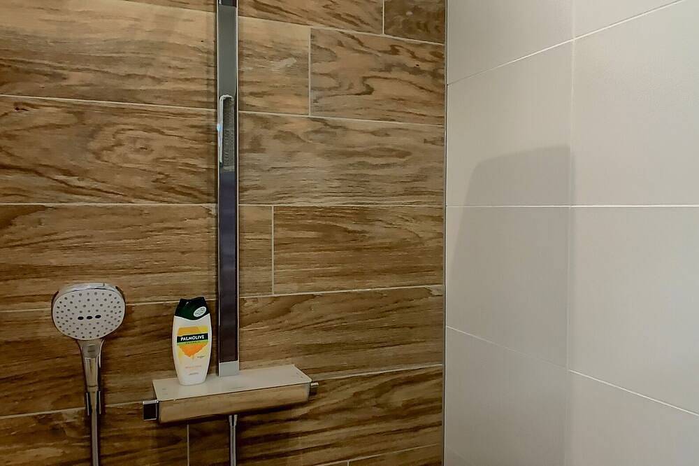 Ganze Wohnung, Ferienwohnung Holidayhouse4You-West in Ottenheim (Schwanau), Schwanau