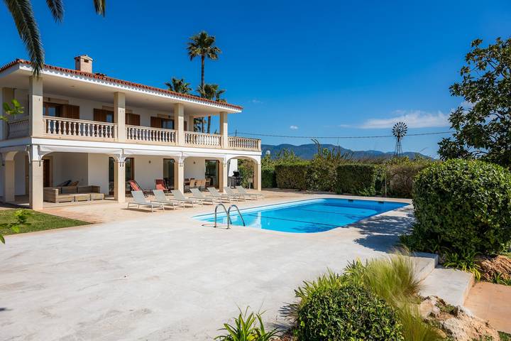 Villa 'Spectacular In Mallorca' mit Bergblick, Wi-Fi und Klimaanlage in Marratxí, Mallorca Westen