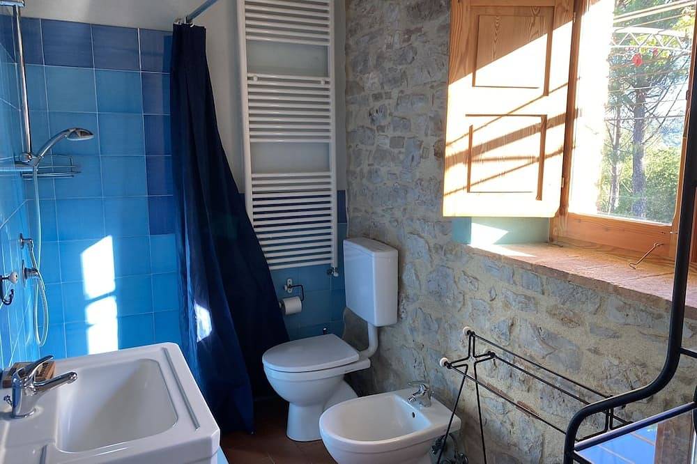 Ganze Wohnung, Urlaub auf dem Bauernhof Montecchio Pineta in Semproniano, Grosseto Provinz
