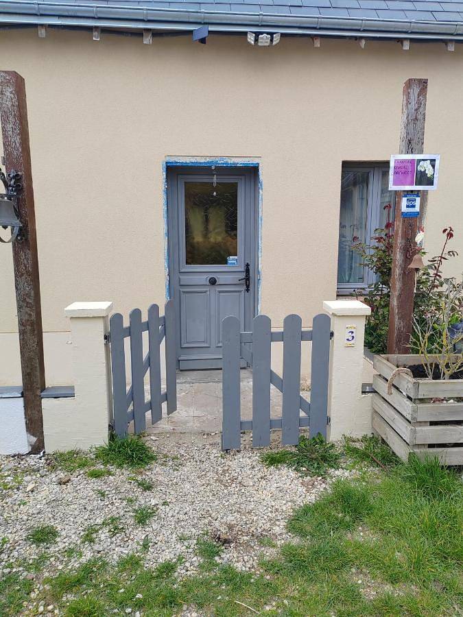 Appartement de vacances entier, Chambre d'hôtes Orchidée in Levesville-la-Chenard, Région de Chartres