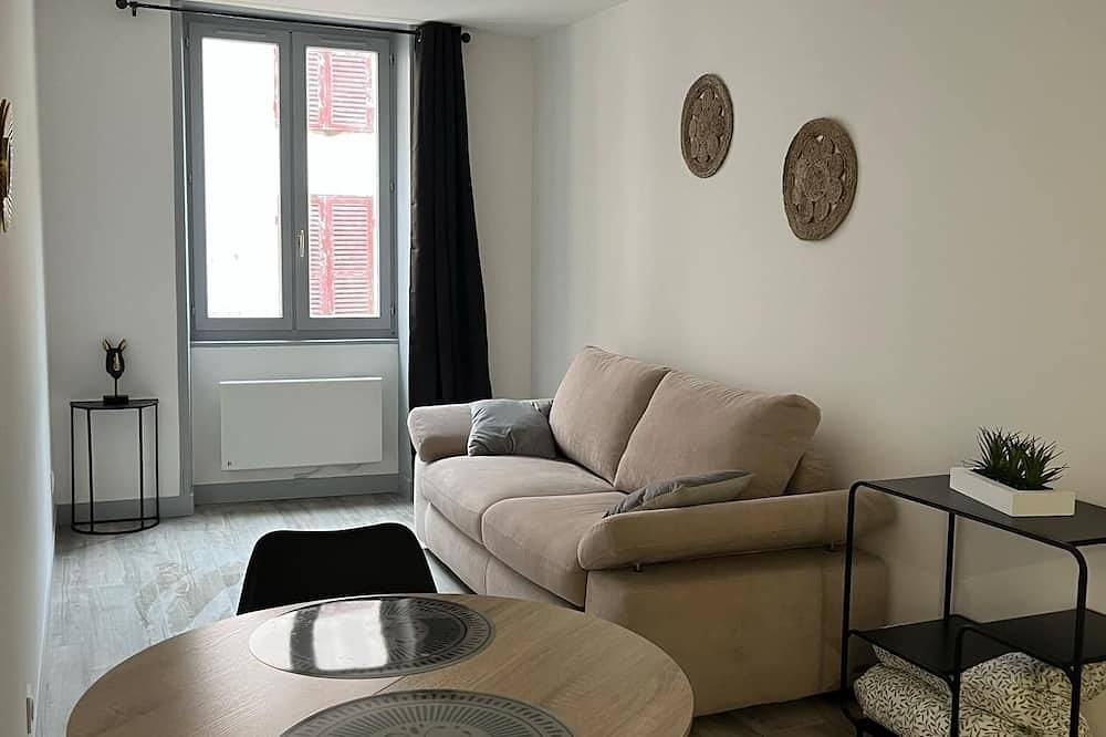 Appartement entier, Studio \"L'Escale 32\" in Mâcon, Région de Mâcon