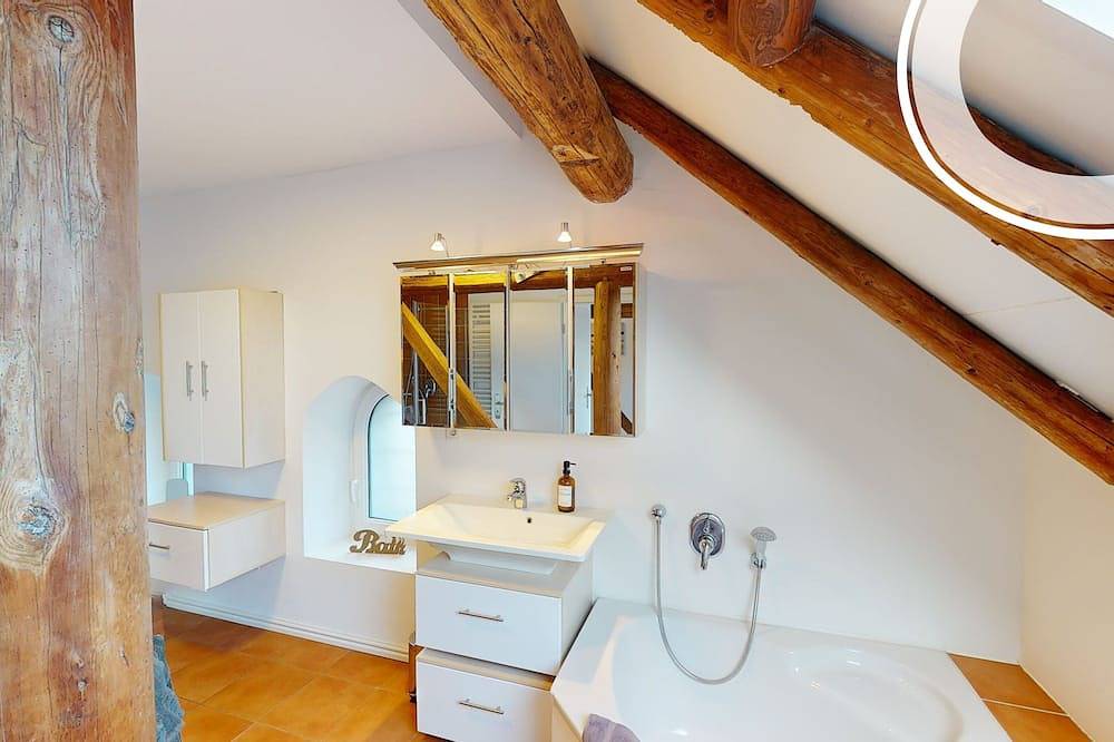 Ganze Wohnung, Gulfhof-Ferien Briese Ferienwohnung Döschdeel - Urlaub im Historischen Denkmal in Großheide, Landkreis Aurich
