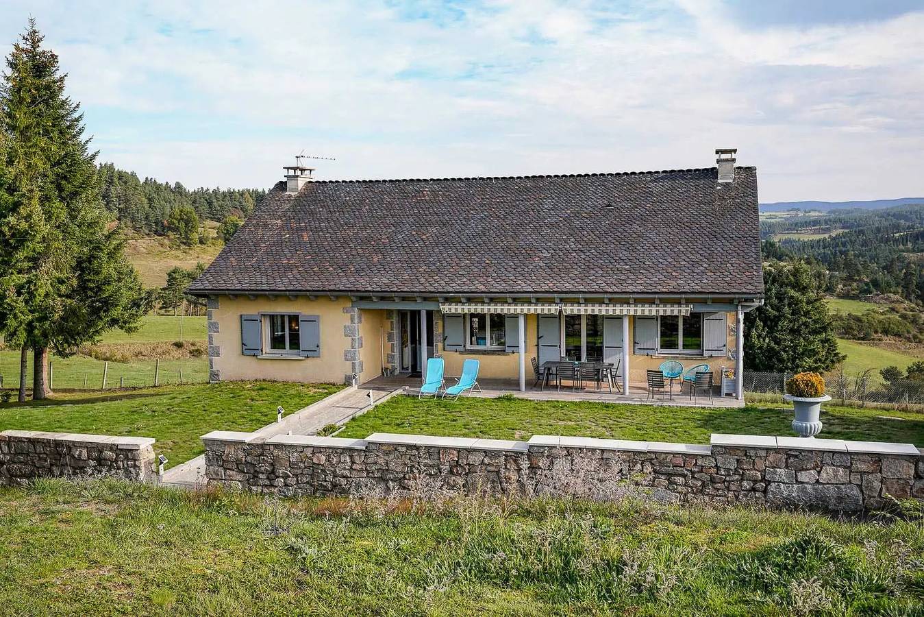 Gîte de France 8 personnes in Rimeize, Región de Mende