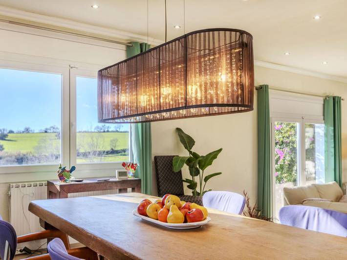 Chalet para 8 personas, con vistas además de jardín y terraza en Valles Oriental - 3