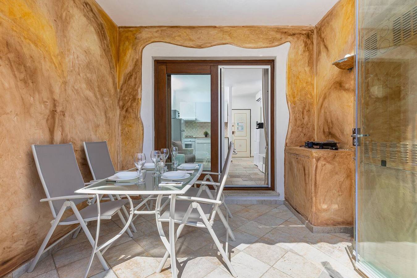 Casa vacanze 'Casa Vacanze Lo Squalo' con Wi-Fi e aria condizionata in Moriscu, Pittulongu