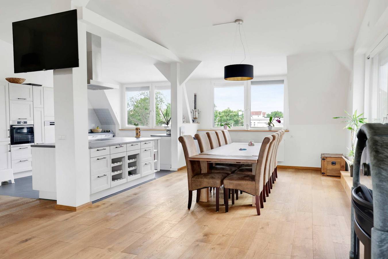 Entire apartment, Himmel Loft | Terrace, Fireplace & Sauna in Alt-West, Leipzig