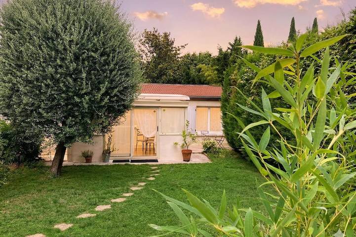 Location de vacances pour 4 personnes, avec jardin à Saint-Maur-des-Fossés