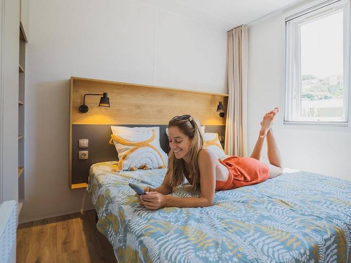 Camping International - Mobilheim 4 personen - Mobilheim Moorea Spa & Rooftop - 52m2 in La Madrague, Hyeres