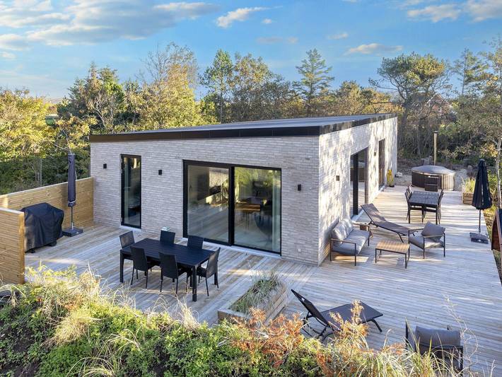 Ferienhaus für 8 Personen, mit Terrasse und Sauna in Agger