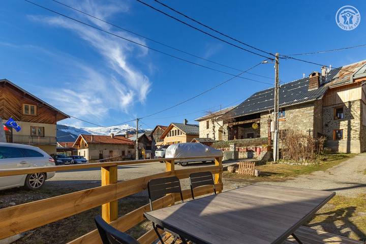 Gîte pour 8 personnes, avec terrasse, animaux acceptés à Notre-Dame-du-Pré - 2