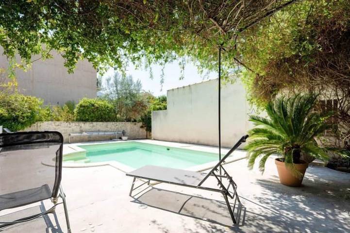 Ferienhaus für 2 Personen, mit Balkon/Terrasse und Terrasse sowie Pool - 1
