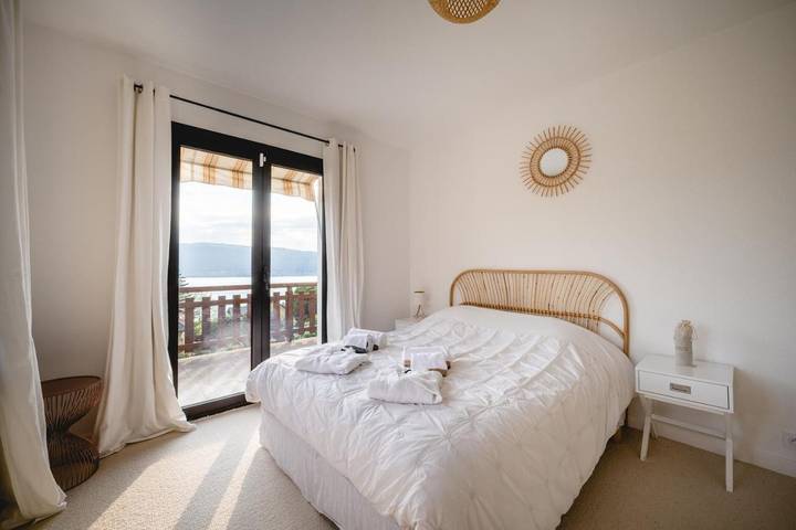 Villa pour 13 personnes, avec piscine et jardin ainsi que vue et vue sur le lac à Veyrier-du-Lac - 3
