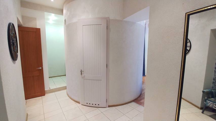 Gîte pour 4 personnes, avec balcon/terrasse en Ukraine - 3