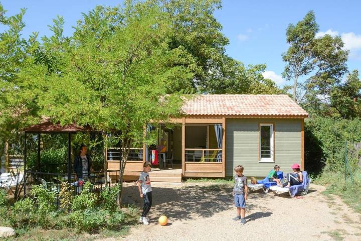 Location de vacances pour 4 personnes, avec jardin ainsi que piscine et vue, animaux acceptés à Moustiers-Sainte-Marie - 3