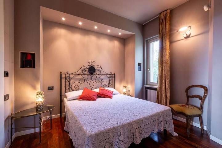 Caratteristica villa per 5 ospiti con Wifi, piscina privata, Tv e patio in Asti (Comune), Provincia d'Asti