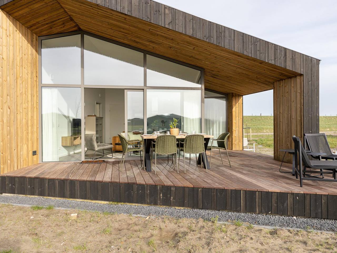 Frei stehendes Ferienhaus mit mehreren Terrassen in Wissenkerke, Zeeuwse Kust