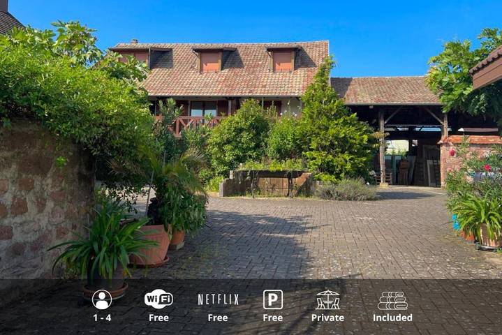 Gîte pour 4 personnes, avec Terrasse et Vue à Sainte-Croix-en-Plaine