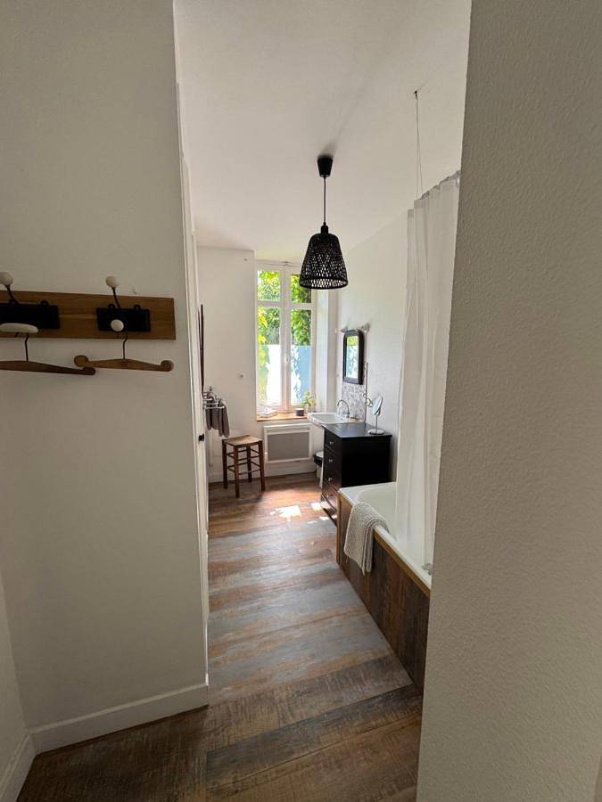 Location de vacances pour 3 personnes, avec vue et jardin à Saint-Laurent-sur-Sèvre - 4