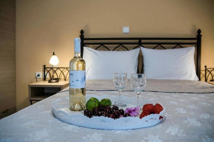 Ferienwohnung für 2 Personen, mit Garten und Ausblick, mit Haustier auf den Peloponnes - 2