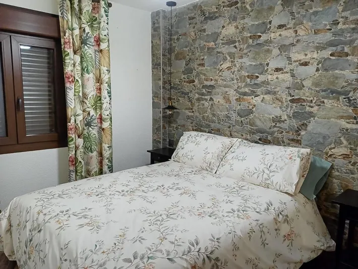 Apartamento de vacaciones para 6 personas, con vistas y jardín además de piscina y vistas al lago - 1