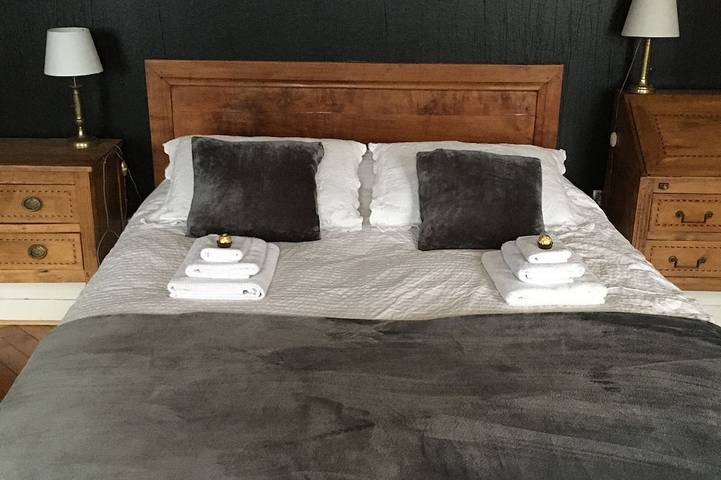 Villa pour 8 personnes, avec balcon ainsi que jardin et jacuzzi à Lyon - 3