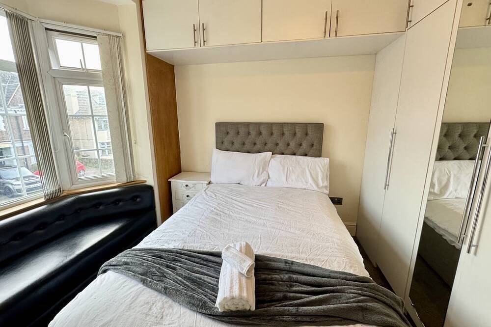 Apartamento entero, Luxury 8 Bed Home Near Luton Airport in Luton, Chiltern Hills