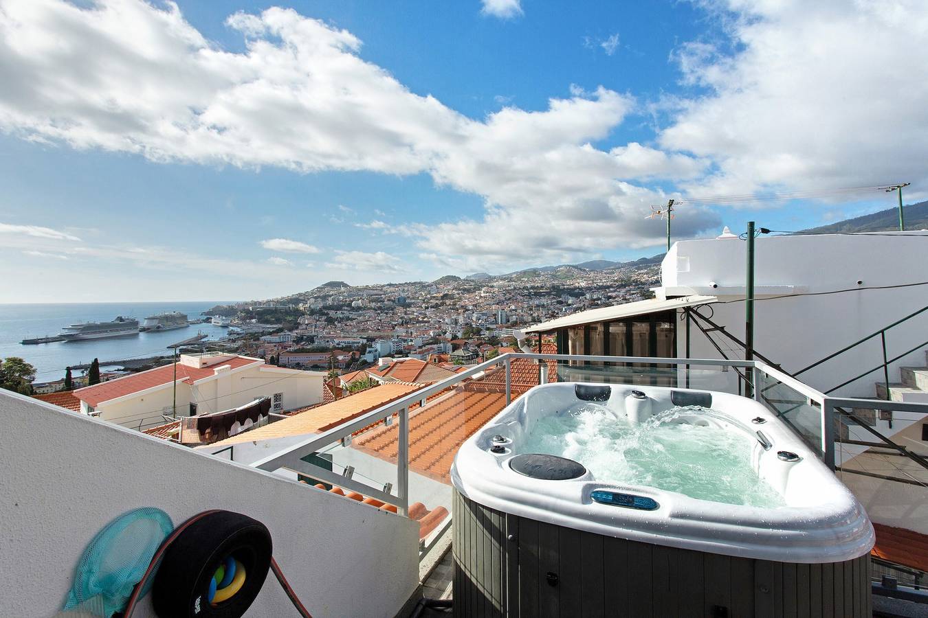 Bienvenue dans votre maison loin de chez vous ! in Lazareto, Funchal (Santa Maria Maior)