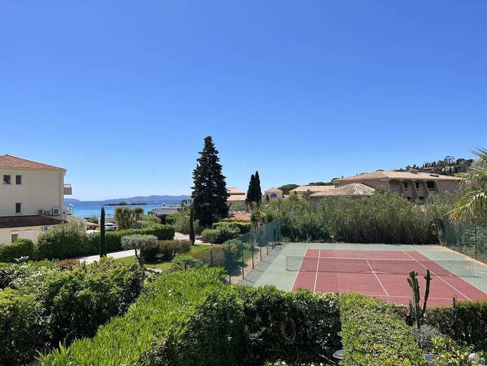 Gîte pour 6 personnes, avec terrasse et vue dans Plage Saint-Clair - 2