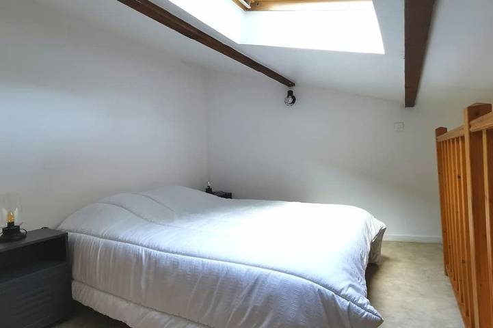 Townhouse located a 20-minute walk from downtown Royan and the main beach in Royan, Côte de Beauté