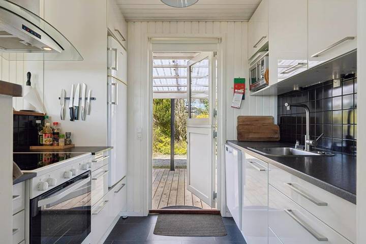 Gemütliches Ferienhaus mit Meerblick am Følle Strand in Følle Strand, Süddjursland