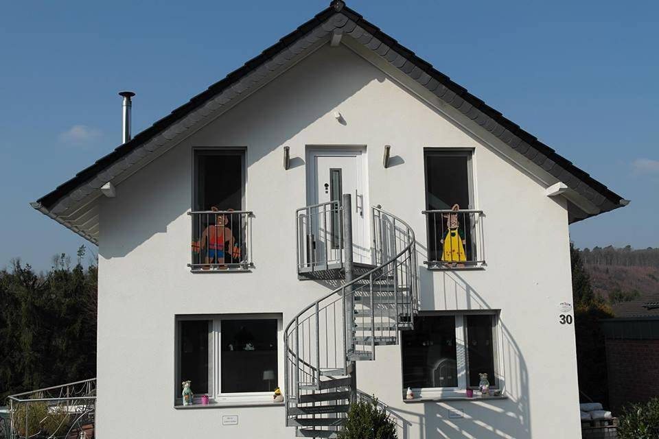 Ganze Wohnung, Two-Bedroom Apartment in Zweifall, Stolberg