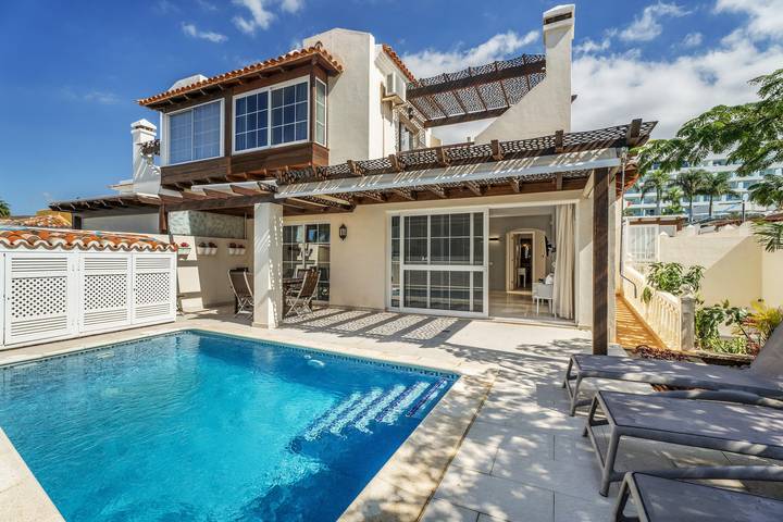 Finca für 5 Personen, mit Balkon und Garten in La Caleta, Adeje