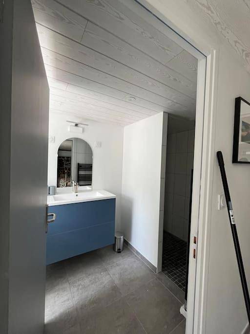 Location de vacances pour 4 personnes, avec jardin ainsi que sauna et terrasse à Olby - 4