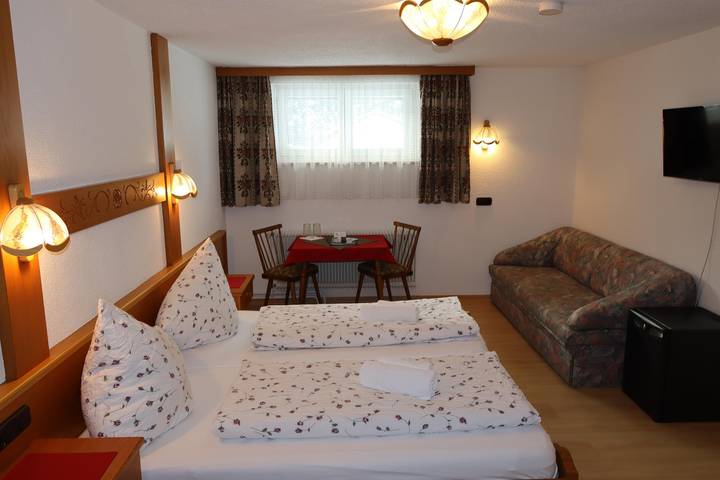 Gîte pour 3 personnes, avec Terrasse et Vue à Holzgau - 4
