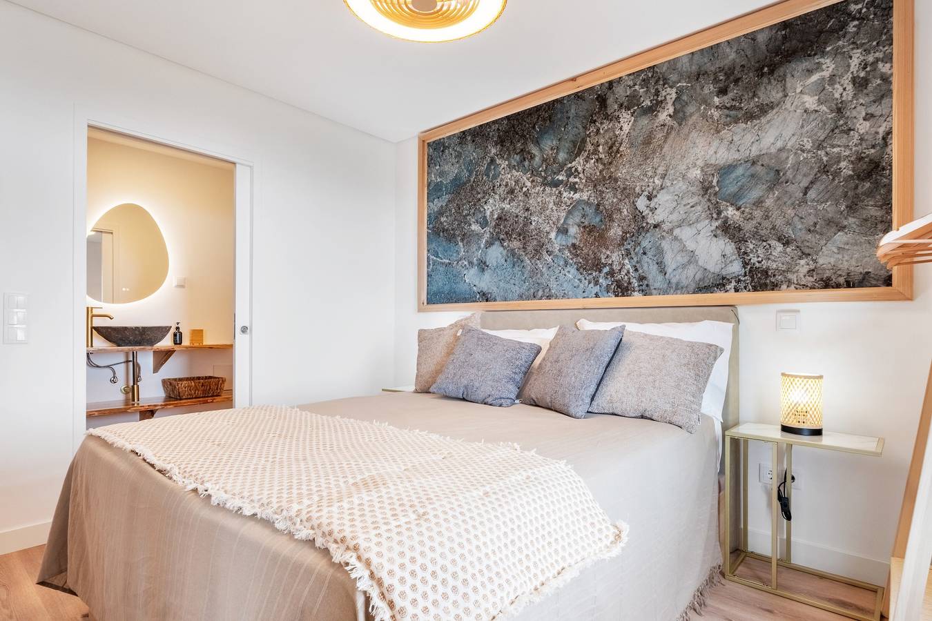 Ganzes Studio, Studio-Apartment „Ocean View New House“ mit Balkon und Wlan in Caniço, Madeira