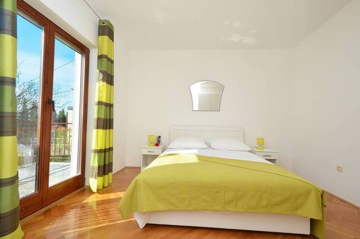 Appartement entier, Nouveaux appartements près de la mer in Trogir, Split-Dalmatie