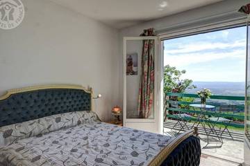 Gîte pour 4 Personnes dans Arcon, Région de Roanne, Photo 1
