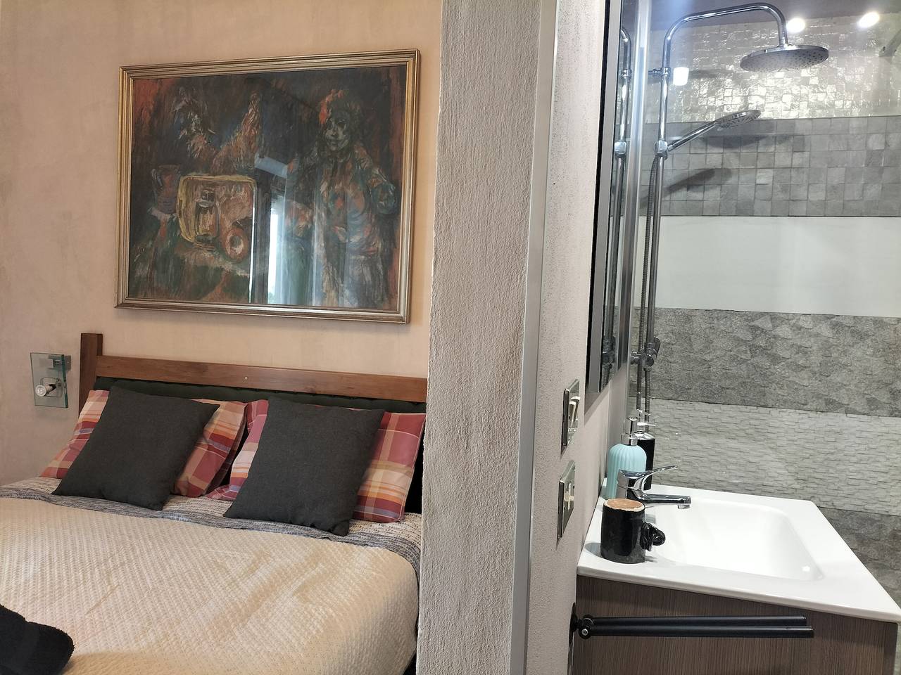 Camera 'Book House A Lecce B' con Wi-Fi e aria condizionata in Lecce, Provincia di Lecce