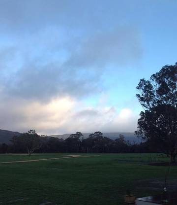 Holiday Home for 14 People in Halls Gap, Shire of Northern Grampians, Photo 2