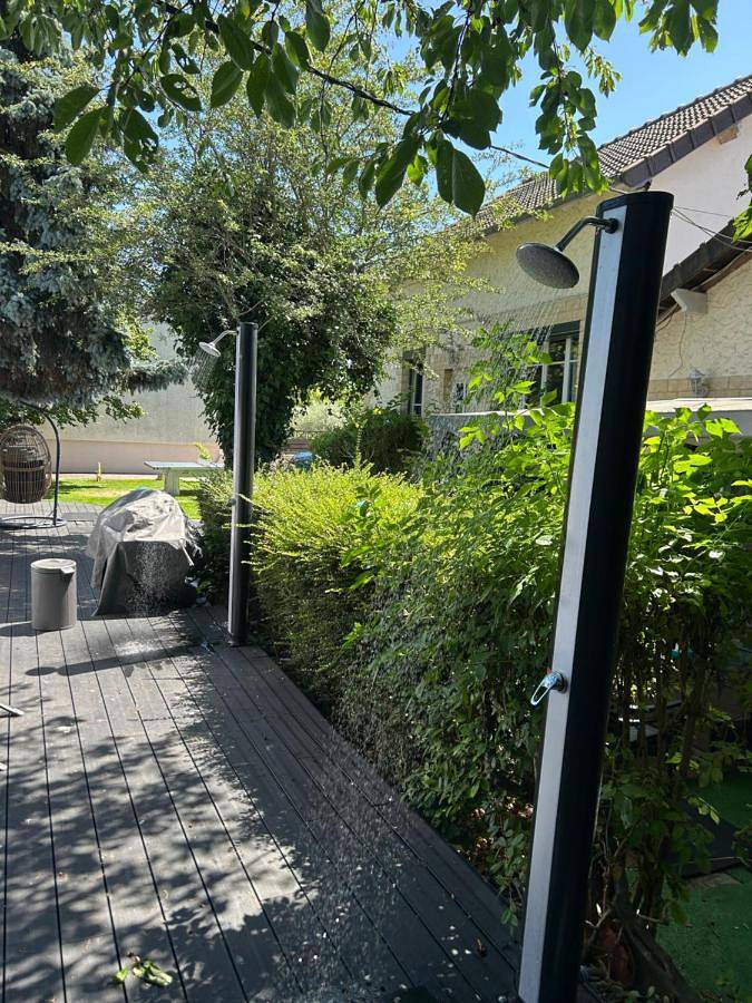 Villa pour 20 personnes, avec sauna et jacuzzi ainsi que piscine et jardin dans Essonne - 3