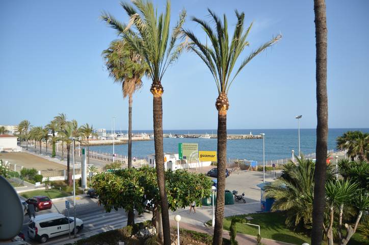 Apartamento entero, Terrasol Puerto Blanco Frontal Al Mar in Urbanización Villa del Mar, Vélez-Málaga